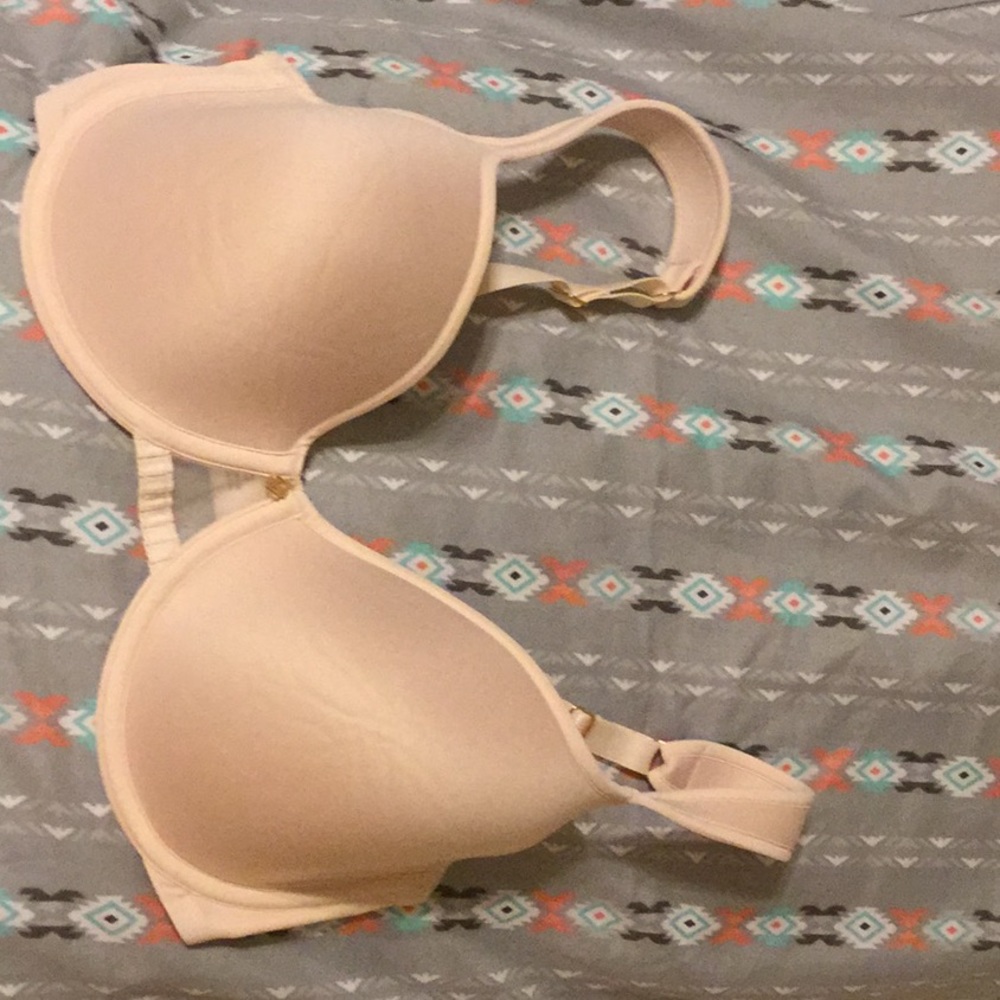 Light pink bra